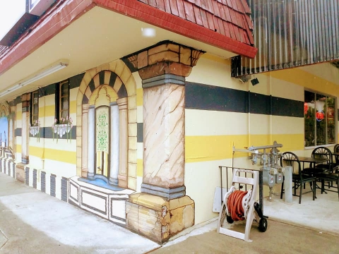 aladdins-exterior-mural-corner