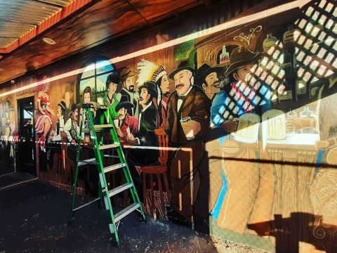 saloon4